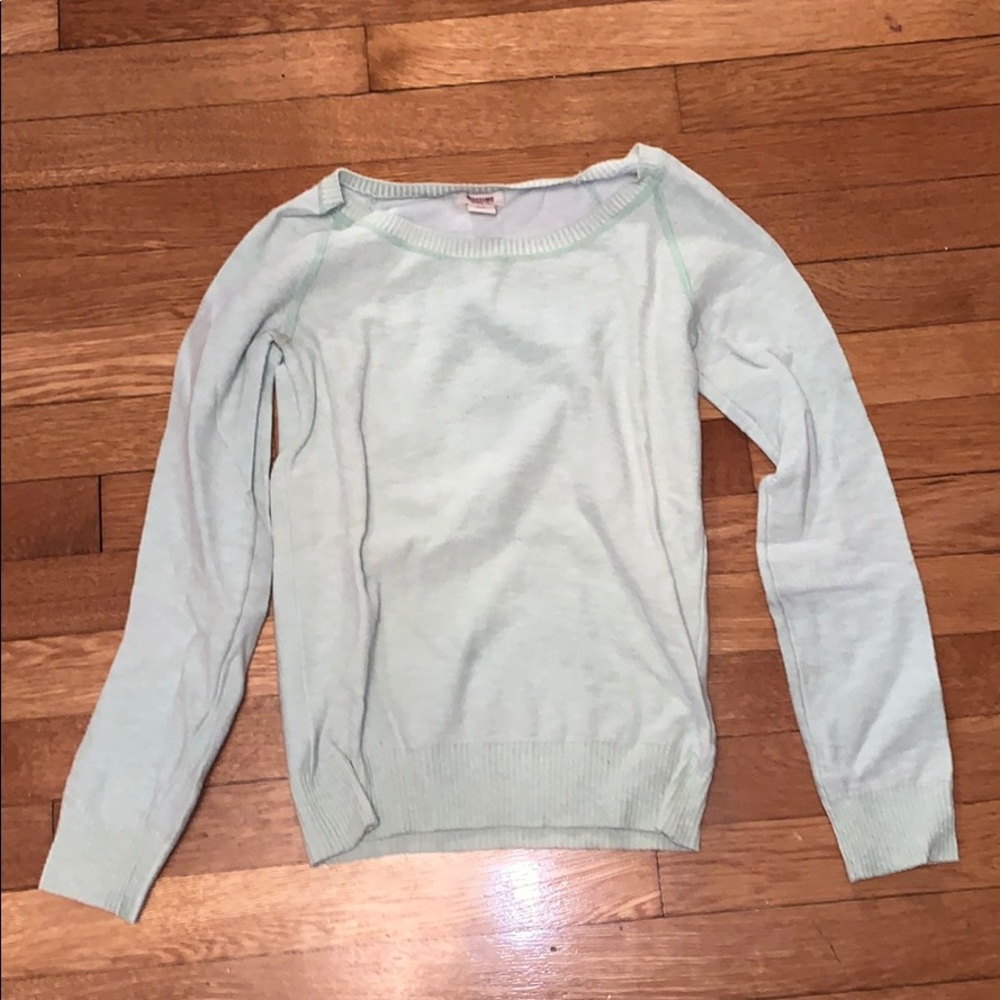 Light green sweater